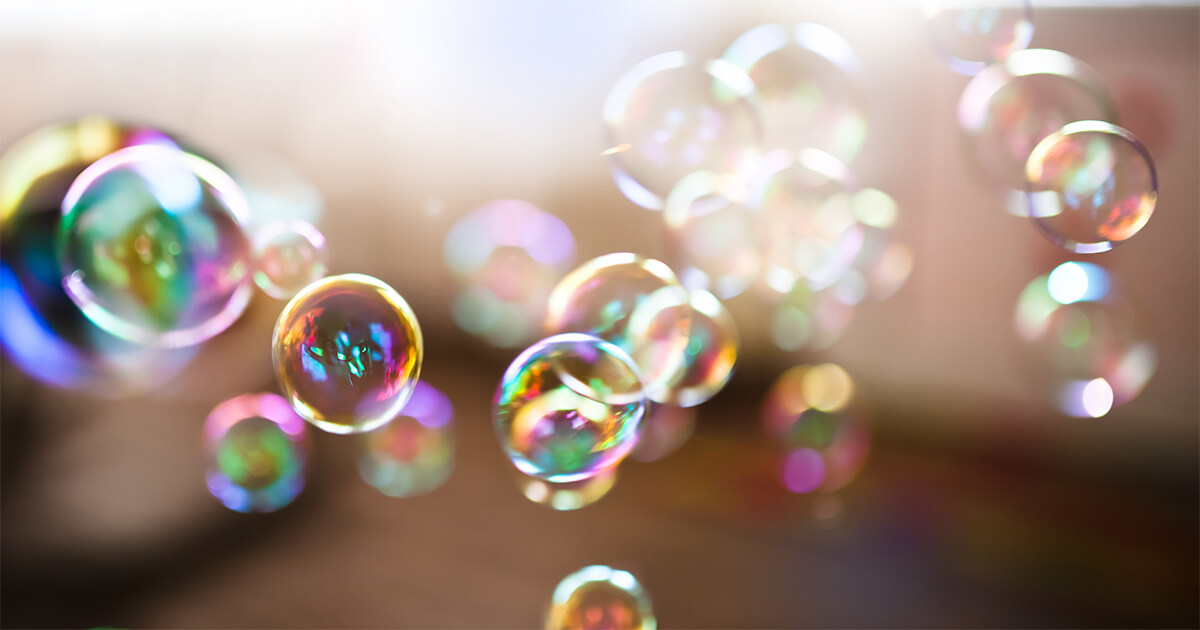 Pop Your Bubble, l'algorithme qui veut percer les bulles de filtrage sur  Facebook - Numerama