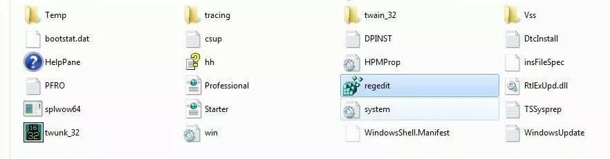 regedit.exe dans le dossier Windows