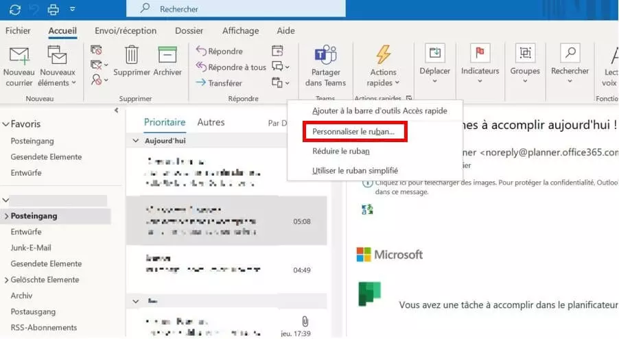 Outlook avec le menu « Personnaliser le ruban » ouvert