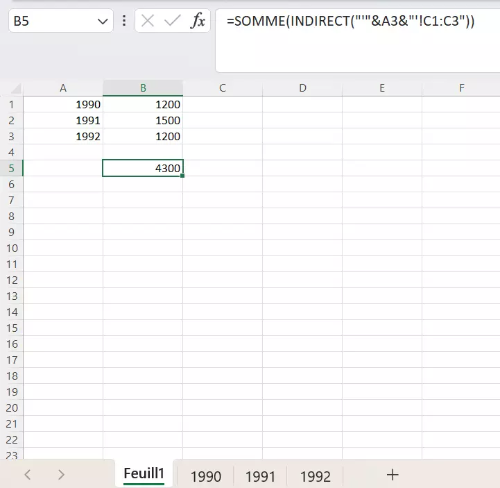 Exemple : fonctions SOMME et INDIRECT dans un tableur Excel